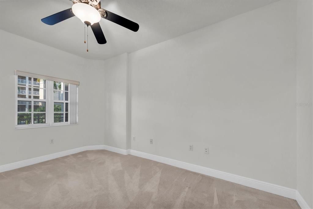 For Rent: $2,500 (2 beds, 2 baths, 1700 Square Feet)