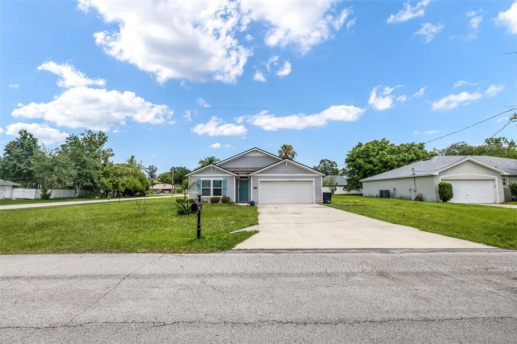 For Sale: $269,900 (4 beds, 2 baths, 1862 Square Feet)