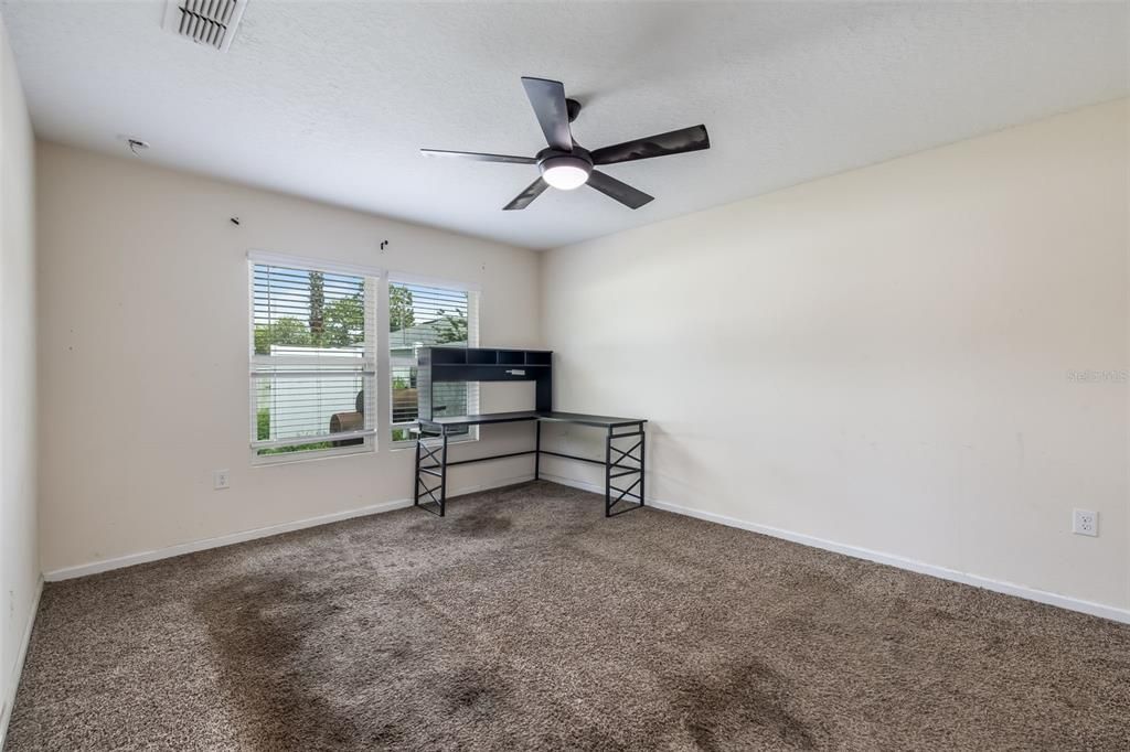 For Sale: $269,900 (4 beds, 2 baths, 1862 Square Feet)