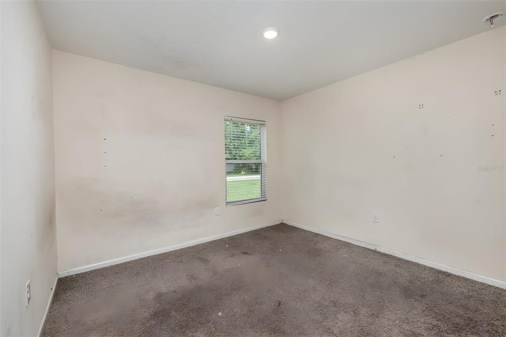 For Sale: $269,900 (4 beds, 2 baths, 1862 Square Feet)