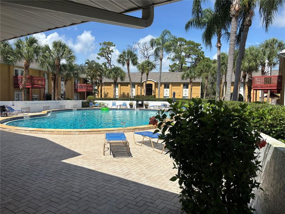 For Rent: $2,150 (3 beds, 2 baths, 1385 Square Feet)