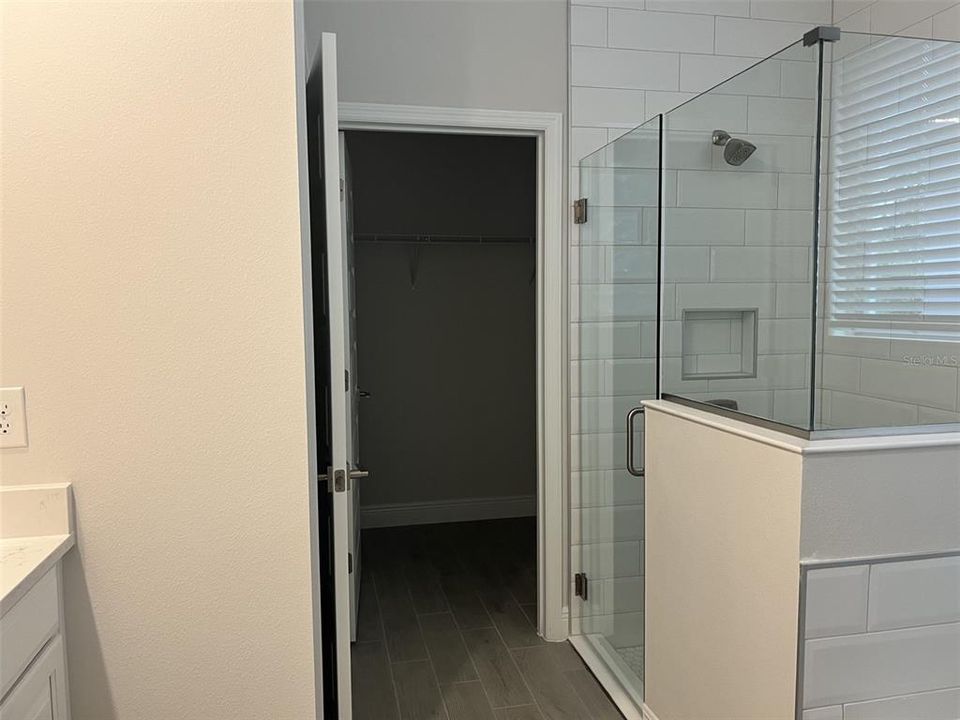 В аренду: $3,200 (4 спален, 3 ванн, 2113 Квадратных фут)
