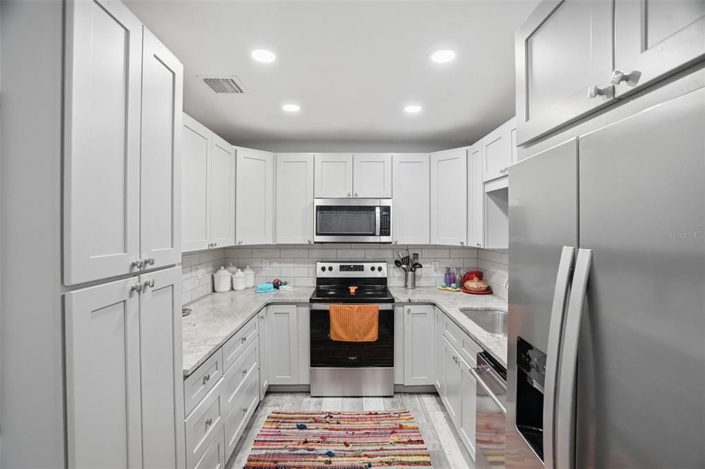 For Sale: $415,000 (3 beds, 1 baths, 1263 Square Feet)