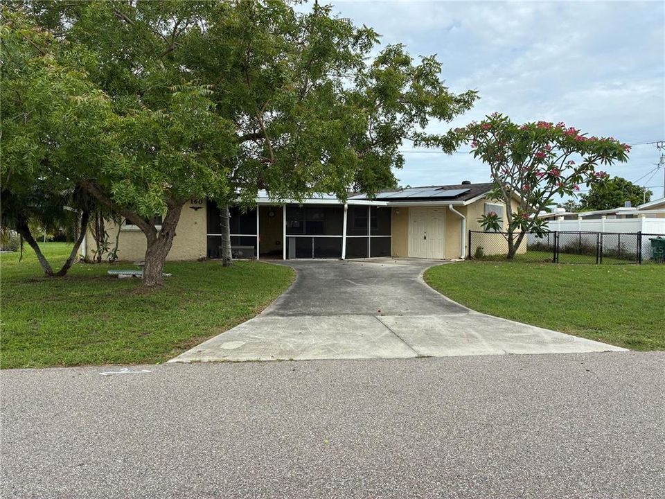 For Sale: $150,000 (3 beds, 2 baths, 2287 Square Feet)