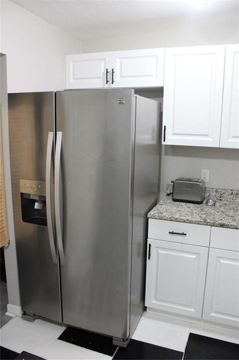 En Venta: $479,000 (4 camas, 2 baños, 1271 Pies cuadrados)