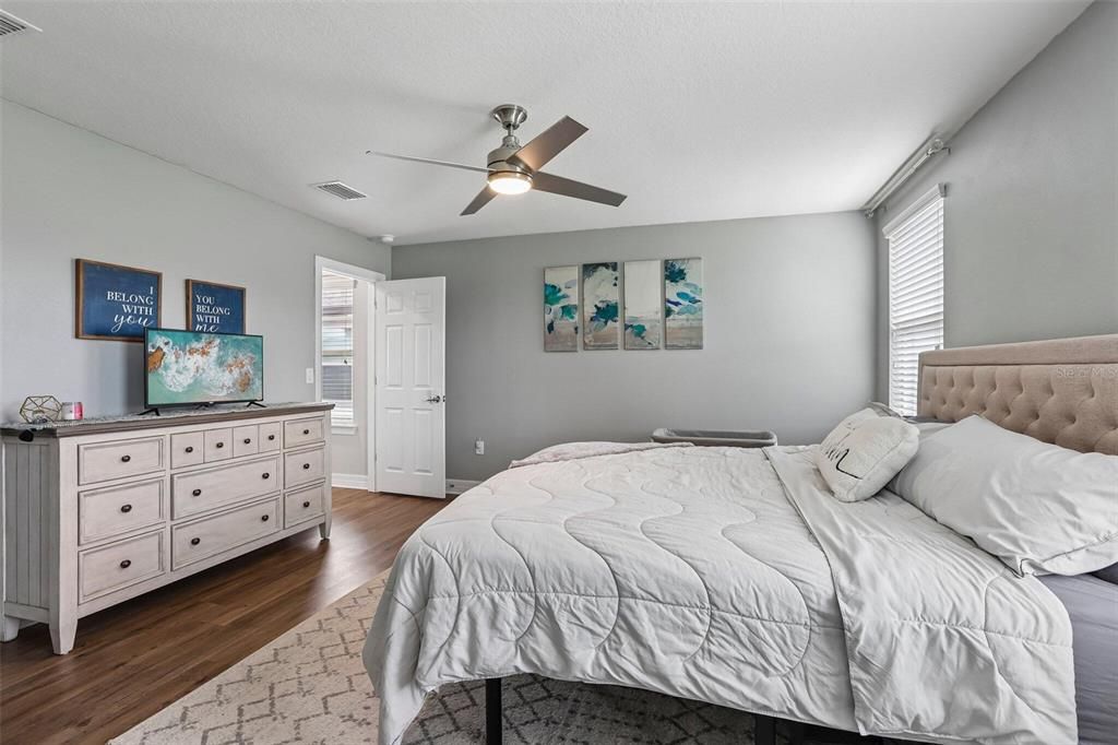 For Sale: $490,000 (4 beds, 3 baths, 2172 Square Feet)