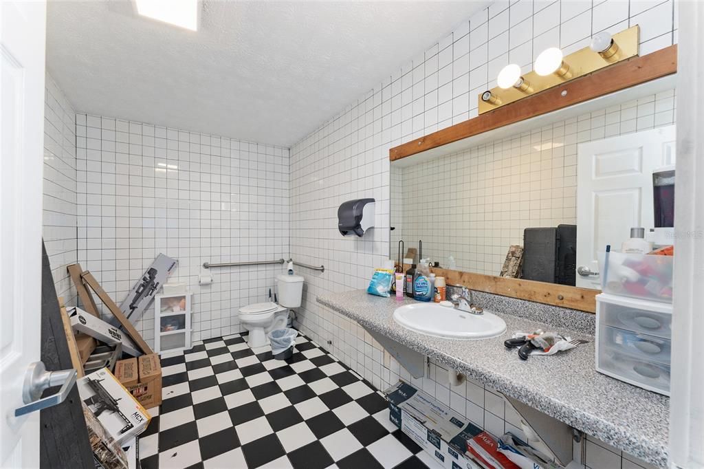 En Venta: $650,000 (0 camas, 0 baños, 8613 Pies cuadrados)