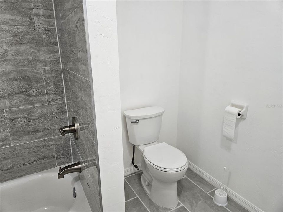 For Sale: $379,000 (3 beds, 2 baths, 1972 Square Feet)