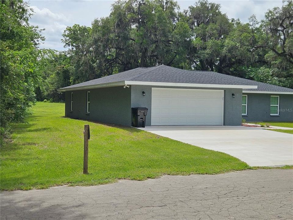 For Sale: $379,000 (3 beds, 2 baths, 1972 Square Feet)