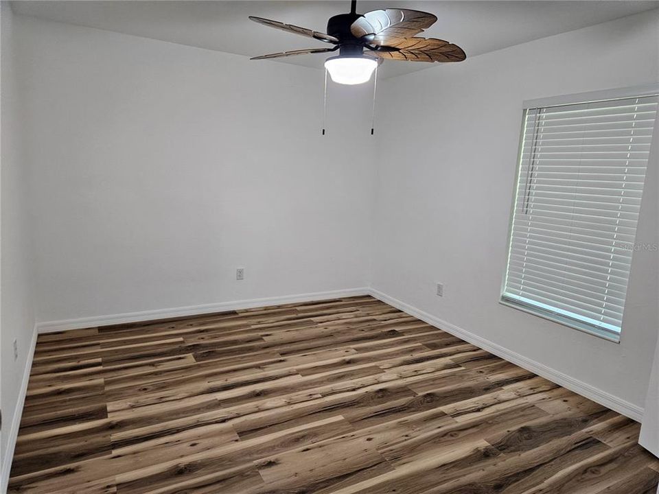 For Sale: $379,000 (3 beds, 2 baths, 1972 Square Feet)