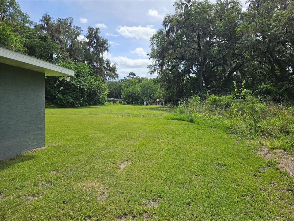 For Sale: $379,000 (3 beds, 2 baths, 1972 Square Feet)
