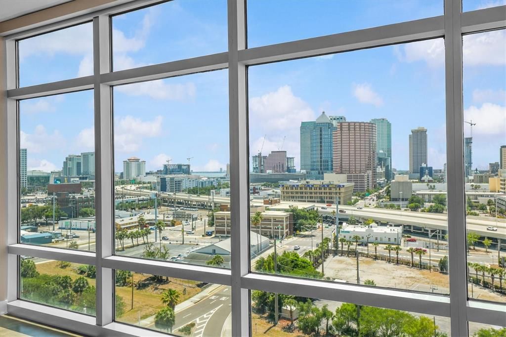 For Sale: $885,000 (2 beds, 2 baths, 1566 Square Feet)