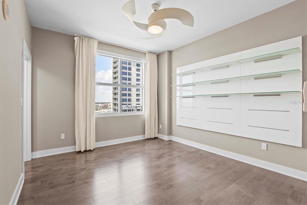 For Sale: $885,000 (2 beds, 2 baths, 1566 Square Feet)