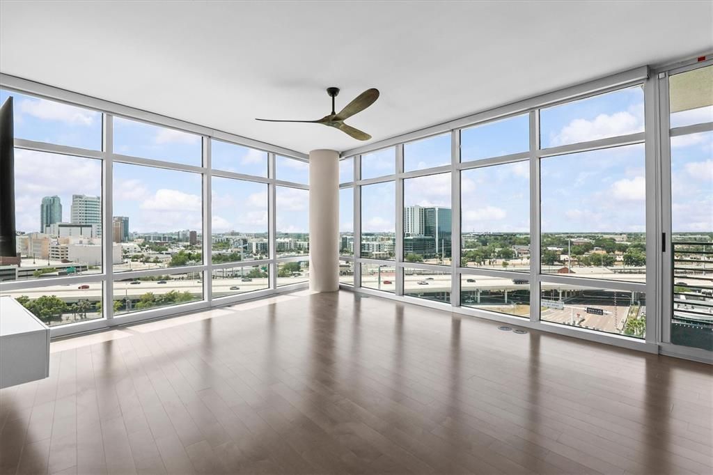 For Sale: $885,000 (2 beds, 2 baths, 1566 Square Feet)