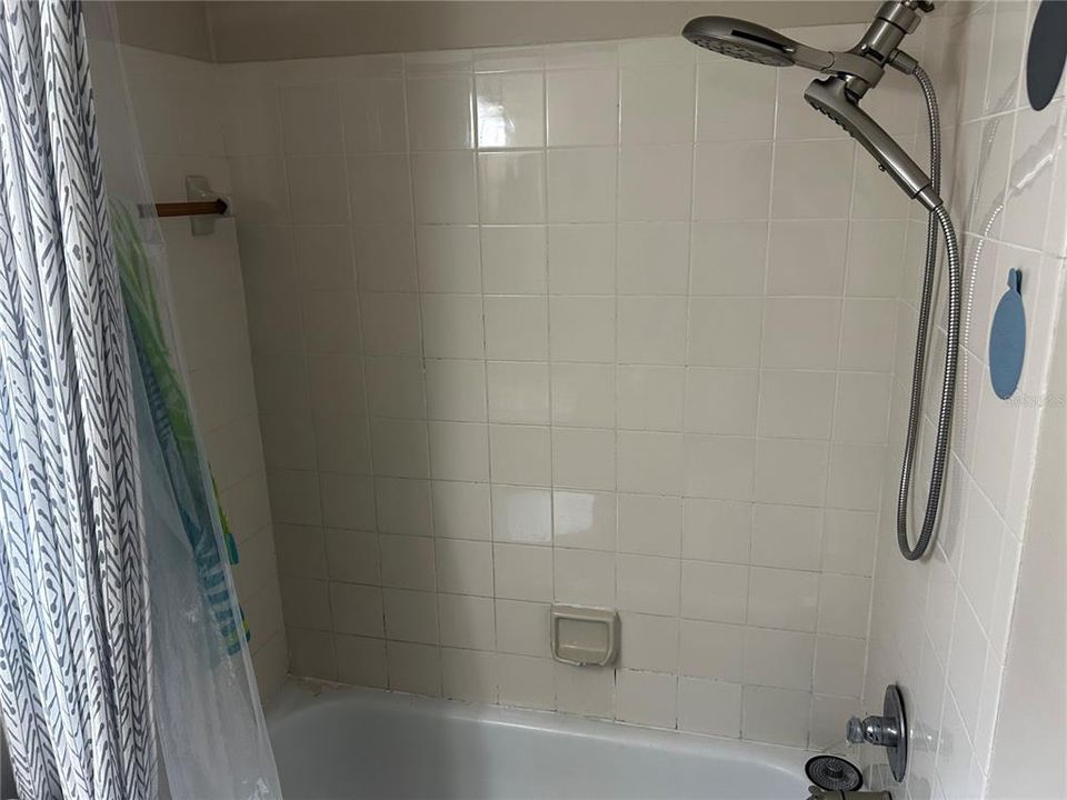For Sale: $255,000 (3 beds, 2 baths, 1288 Square Feet)