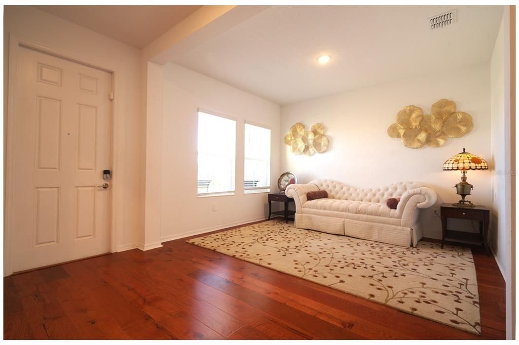 En Venta: $560,000 (4 camas, 3 baños, 2909 Pies cuadrados)