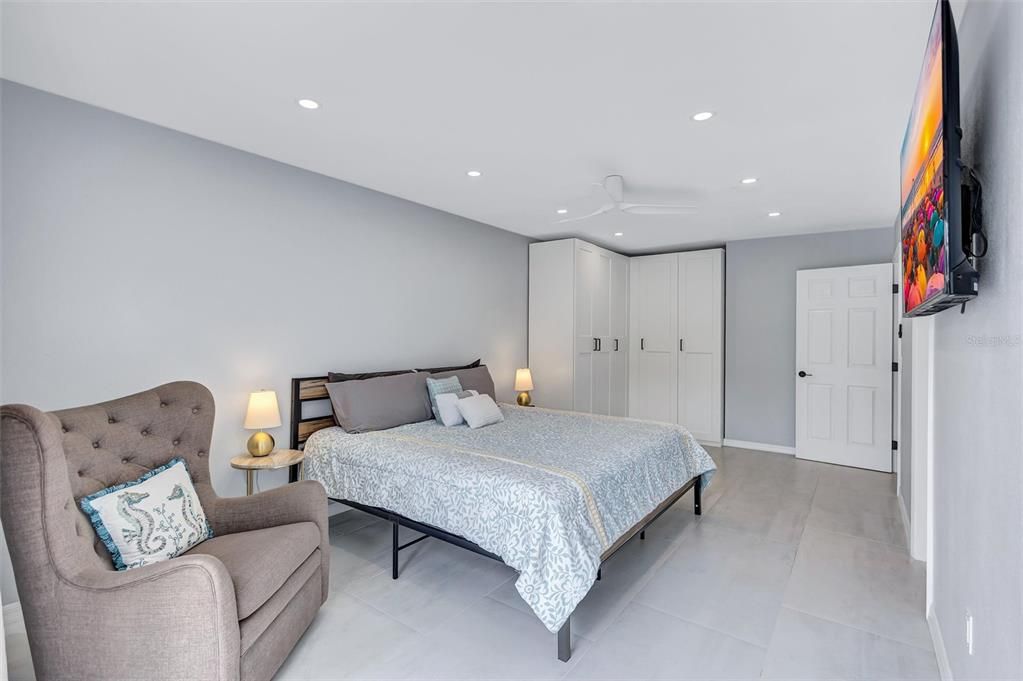 En Venta: $900,000 (4 camas, 3 baños, 2236 Pies cuadrados)
