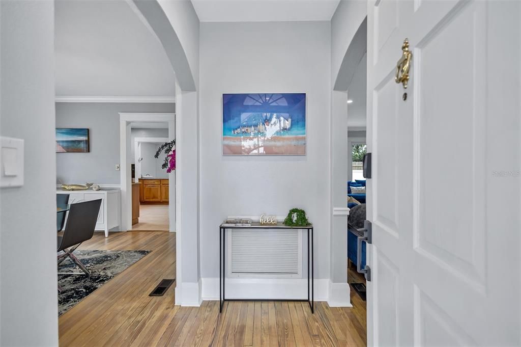 En Venta: $900,000 (4 camas, 3 baños, 2236 Pies cuadrados)