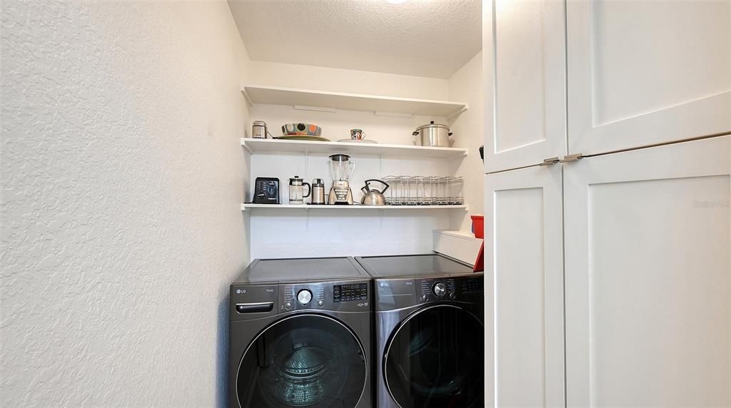 En Venta: $369,000 (1 camas, 1 baños, 867 Pies cuadrados)