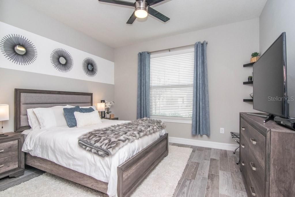 For Rent: $3,195 (3 beds, 2 baths, 2007 Square Feet)