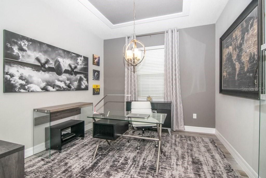 For Rent: $3,195 (3 beds, 2 baths, 2007 Square Feet)