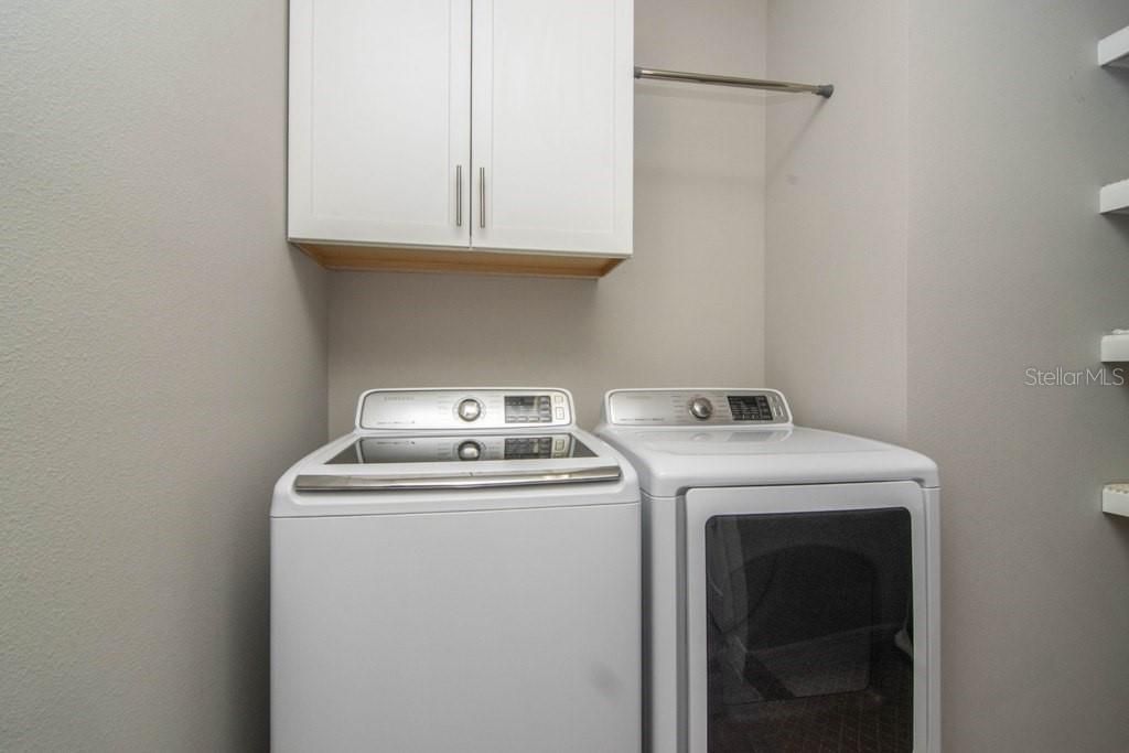 For Rent: $3,195 (3 beds, 2 baths, 2007 Square Feet)
