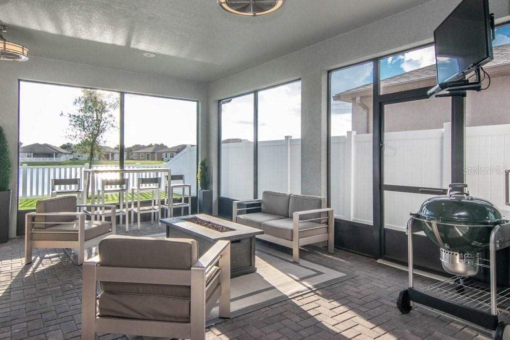 For Rent: $3,195 (3 beds, 2 baths, 2007 Square Feet)