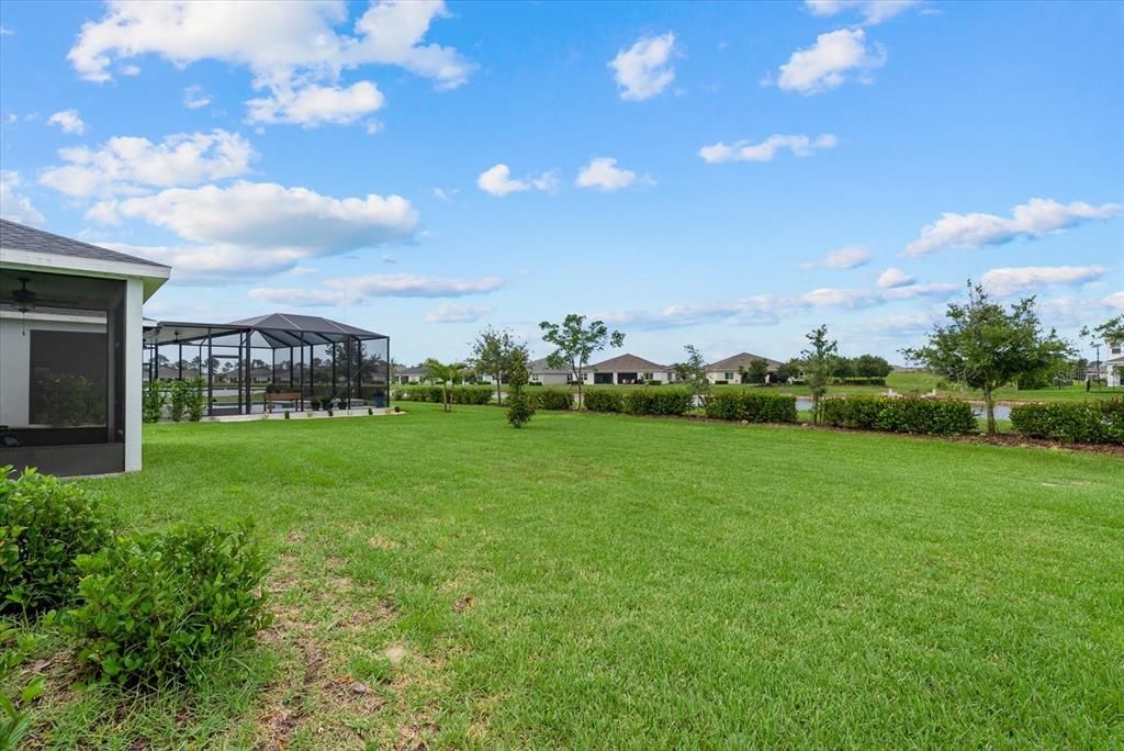 На продажу: $325,000 (3 спален, 2 ванн, 1823 Квадратных фут)
