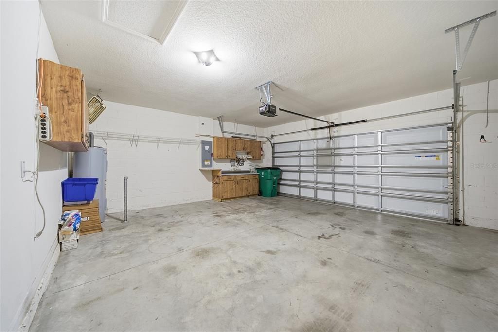 На продажу: $314,900 (3 спален, 2 ванн, 1690 Квадратных фут)