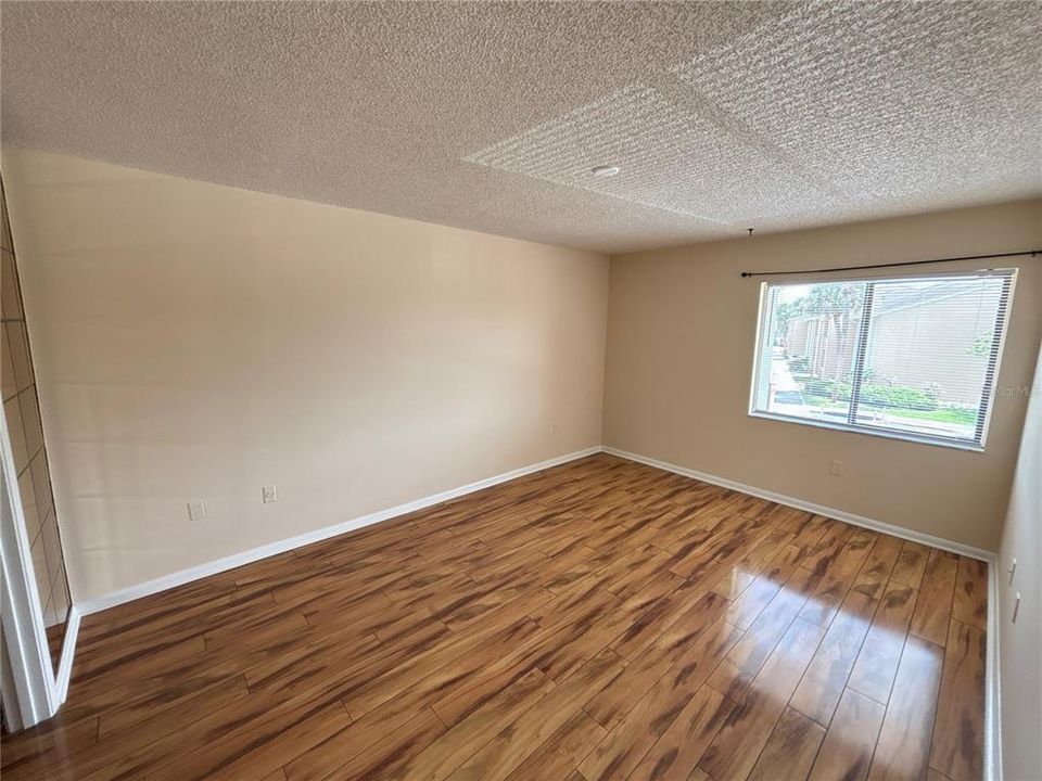 For Rent: $1,695 (2 beds, 2 baths, 1048 Square Feet)