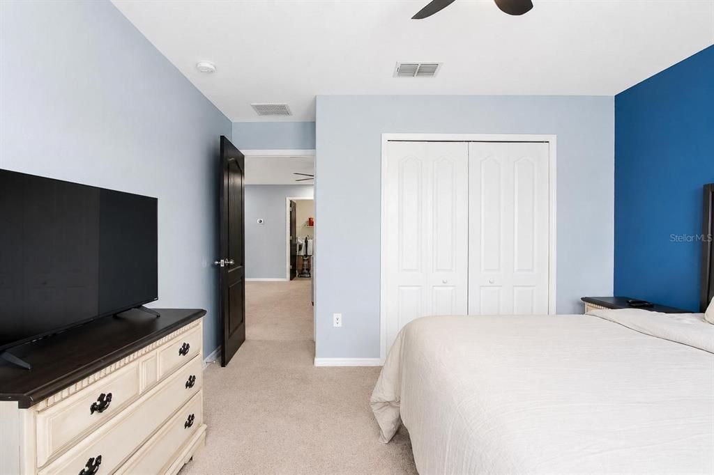 For Sale: $709,900 (4 beds, 2 baths, 2681 Square Feet)