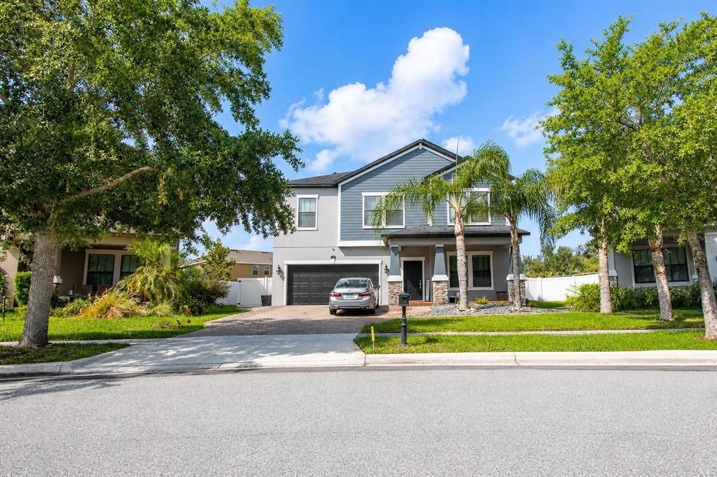For Sale: $709,900 (4 beds, 2 baths, 2681 Square Feet)