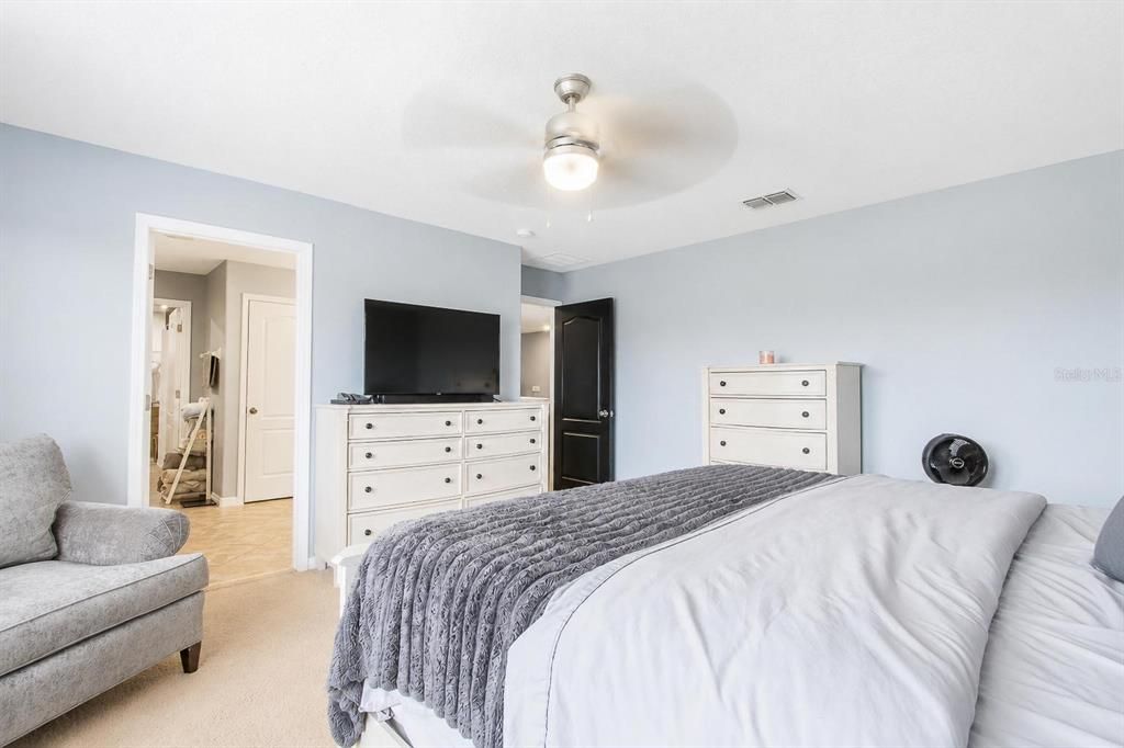 For Sale: $709,900 (4 beds, 2 baths, 2681 Square Feet)