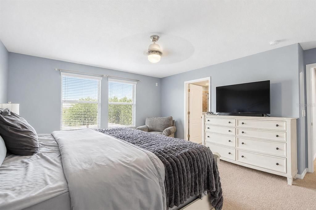 For Sale: $709,900 (4 beds, 2 baths, 2681 Square Feet)