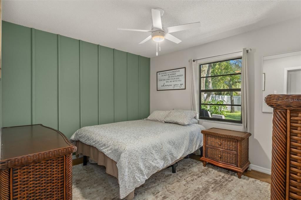 For Sale: $256,000 (2 beds, 2 baths, 1322 Square Feet)