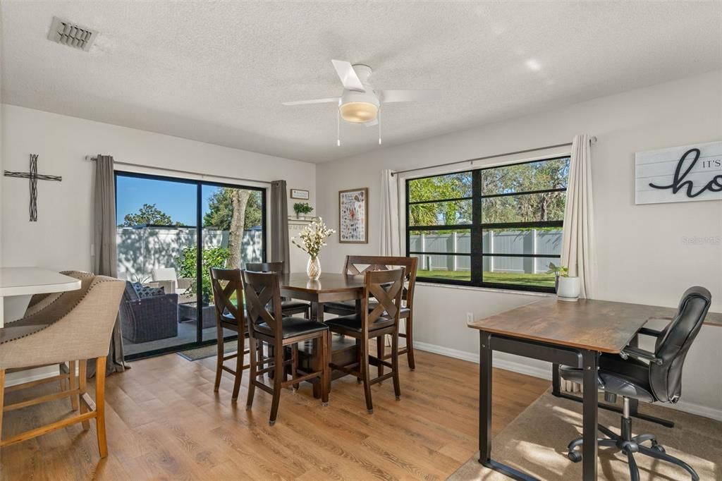 For Sale: $256,000 (2 beds, 2 baths, 1322 Square Feet)