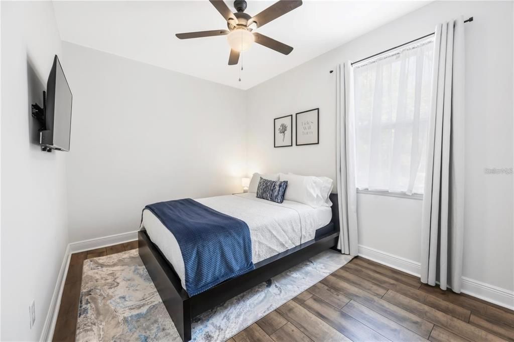 En Venta: $749,000 (4 camas, 3 baños, 2550 Pies cuadrados)