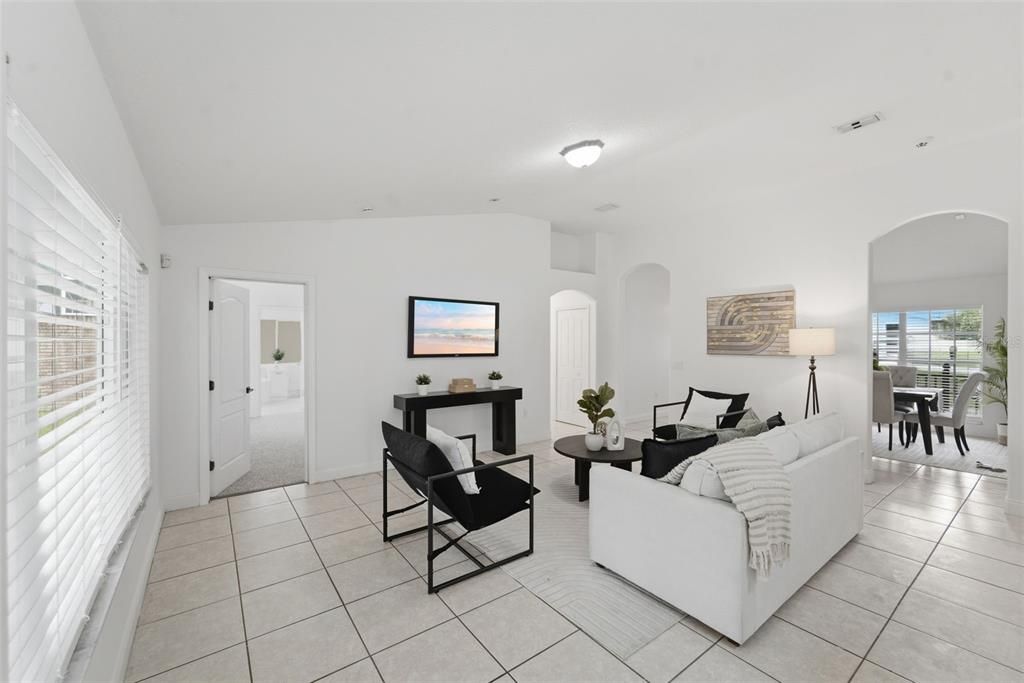 For Sale: $349,900 (4 beds, 3 baths, 1906 Square Feet)