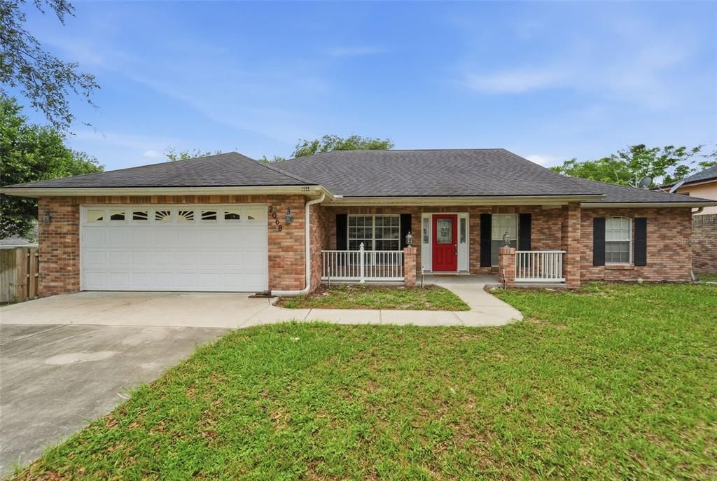 For Sale: $349,900 (4 beds, 3 baths, 1906 Square Feet)