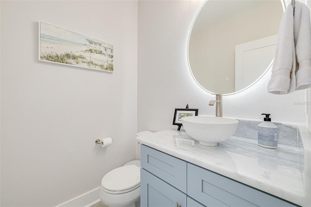 For Sale: $650,000 (3 beds, 3 baths, 1827 Square Feet)