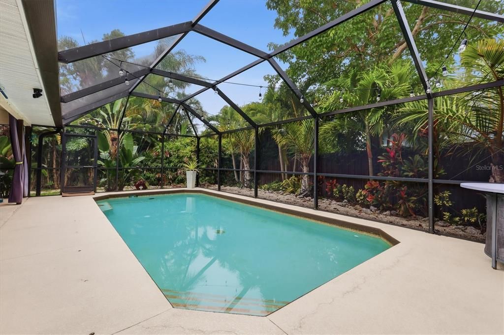 For Sale: $649,000 (3 beds, 2 baths, 1873 Square Feet)