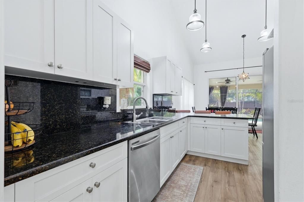 For Sale: $649,000 (3 beds, 2 baths, 1873 Square Feet)