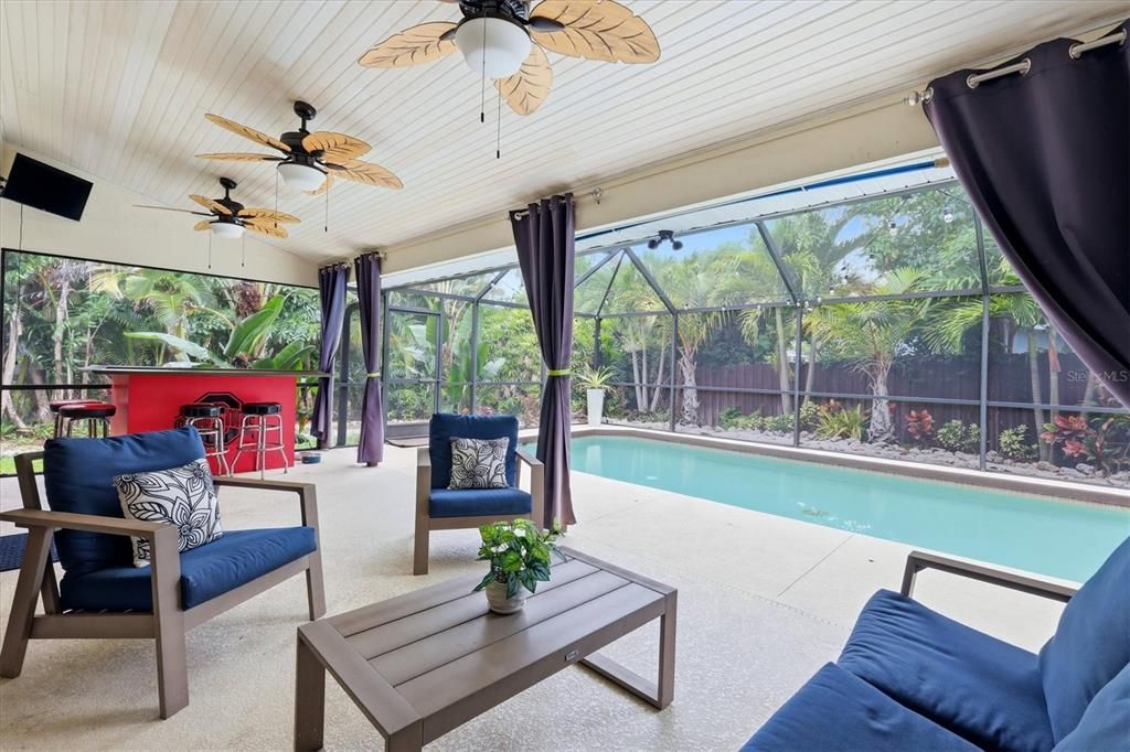 For Sale: $649,000 (3 beds, 2 baths, 1873 Square Feet)