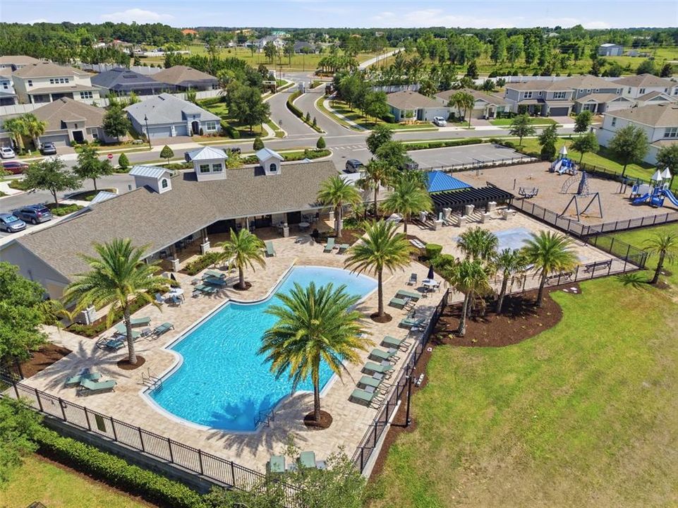 For Sale: $929,000 (5 beds, 5 baths, 4495 Square Feet)