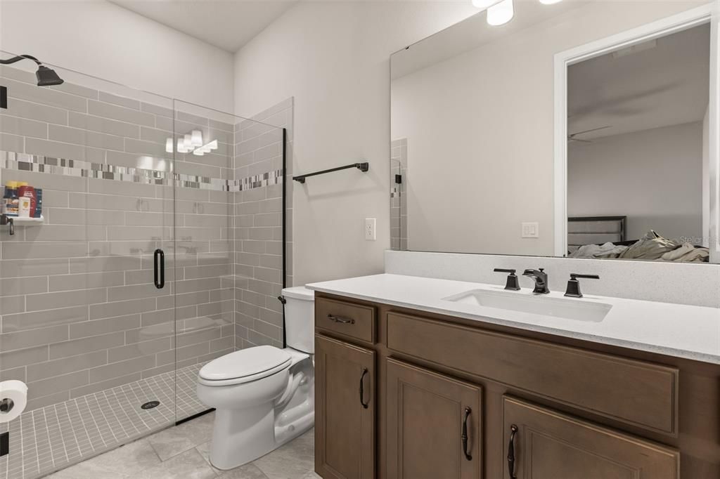 For Sale: $929,000 (5 beds, 5 baths, 4495 Square Feet)