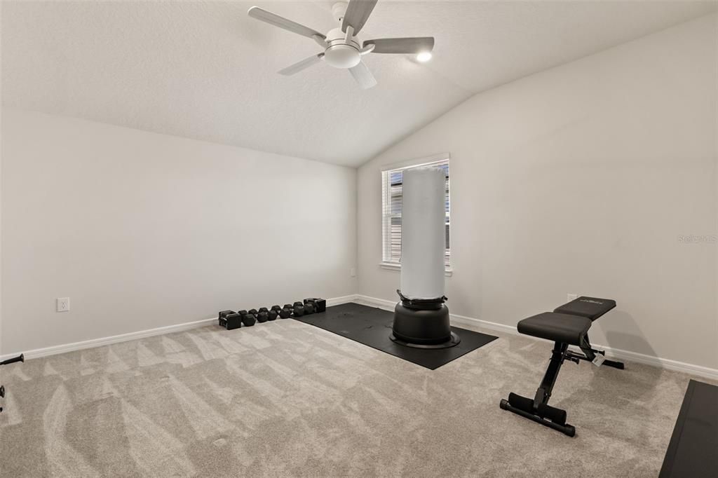 For Sale: $929,000 (5 beds, 5 baths, 4495 Square Feet)