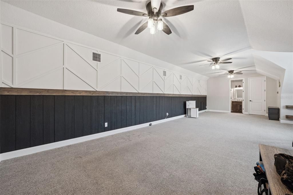 For Sale: $919,000 (4 beds, 3 baths, 3143 Square Feet)