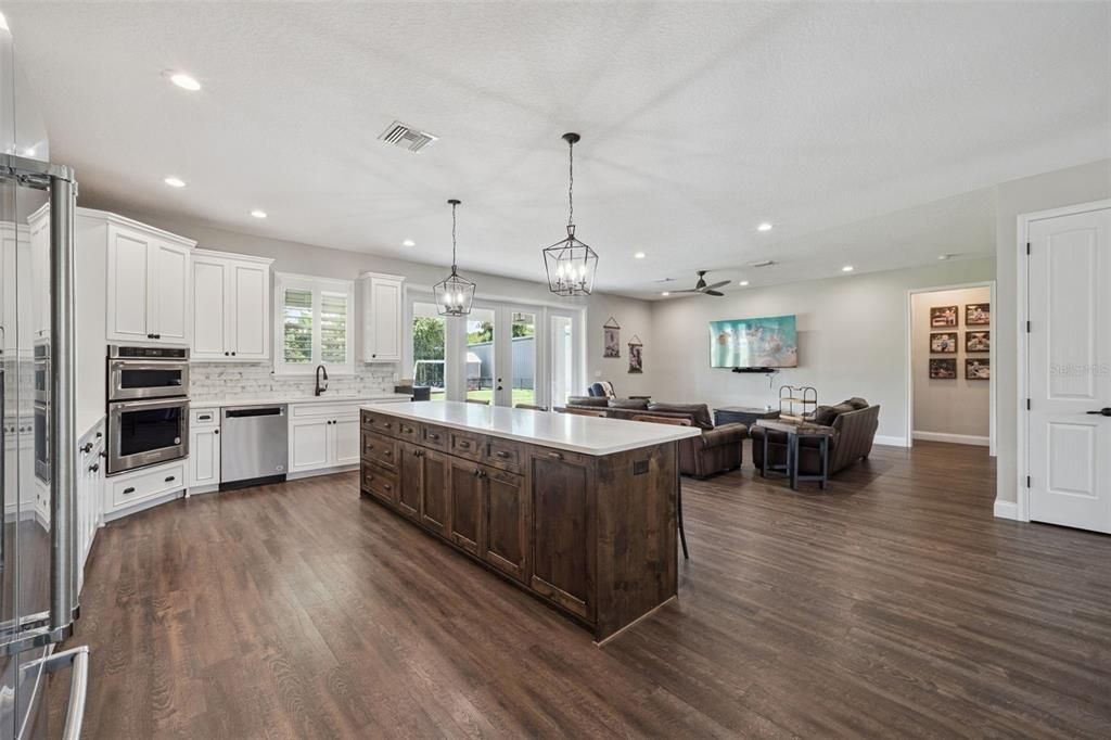 For Sale: $919,000 (4 beds, 3 baths, 3143 Square Feet)