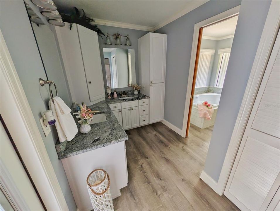 For Sale: $526,535 (4 beds, 3 baths, 2449 Square Feet)