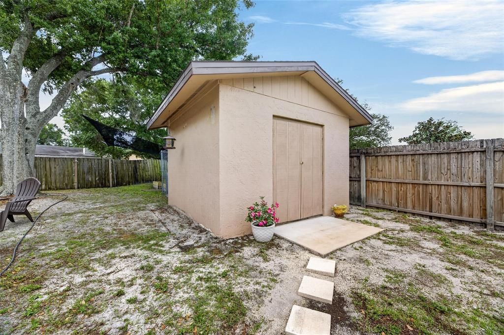 Active With Contract: $390,000 (3 beds, 2 baths, 1988 Square Feet)